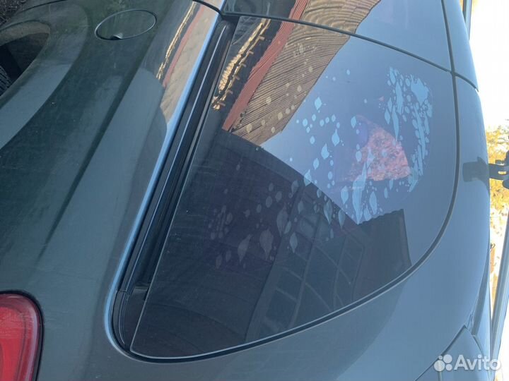 Стекло кузовное заднее Voyager / Caravan