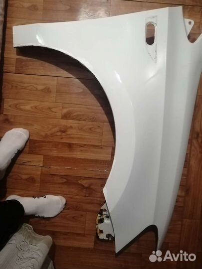 Volkswagen polo крыло переднее правое