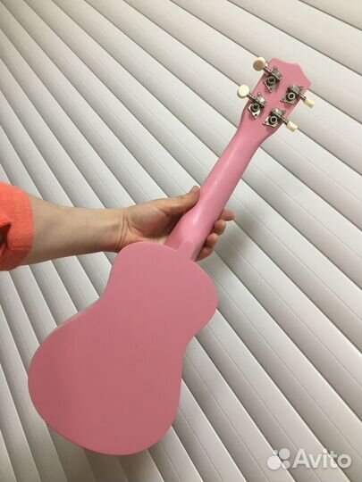 Укулеле сопрано tutti JR-11 PK розовая