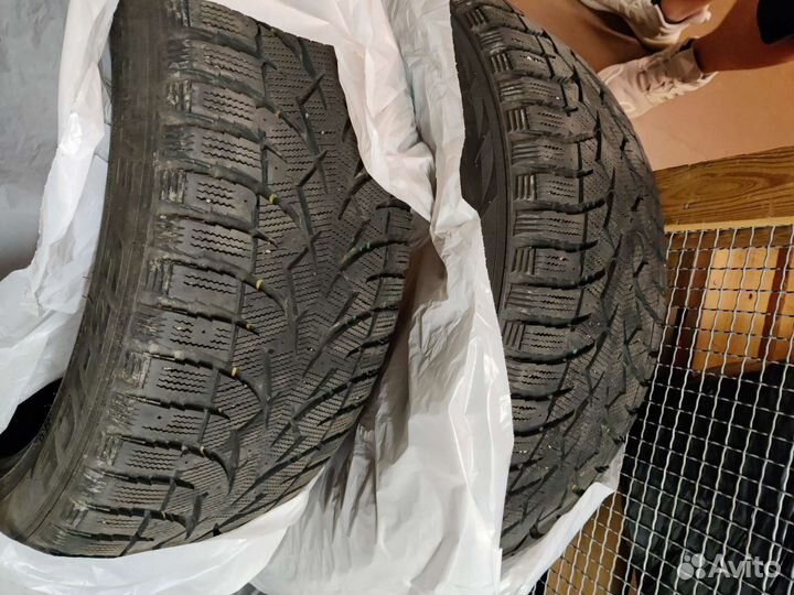 Toyo Observe G3-Ice 275/45 R20