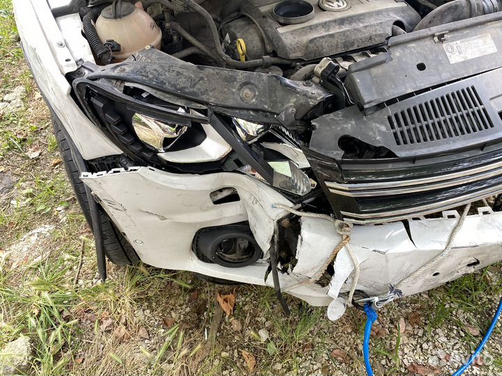 Фары Tiguan Адаптив ксенон