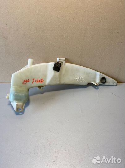 Бачок омывателя Ford Focus 1