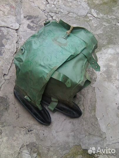 Озк 2 пары сапог прорез. и 2 плаща прорез