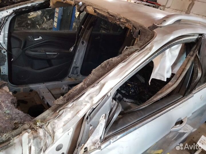 Крыша в сборе Ford Kuga 2