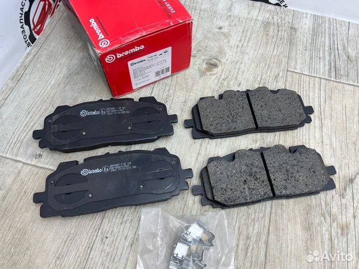 Колодки тормозные передние Volkswagen Touareg CR