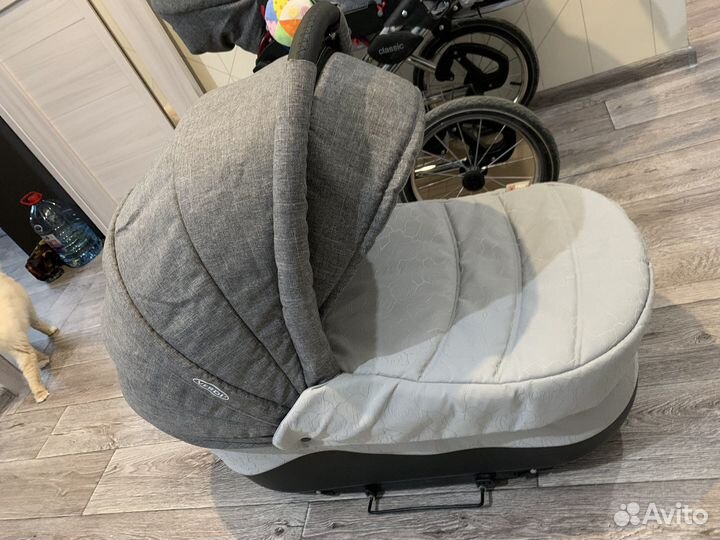 Коляска 2 в zipy verdi