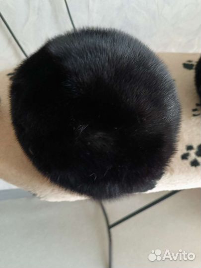 Берет черный норковый