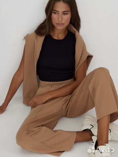 Костюм спортивный