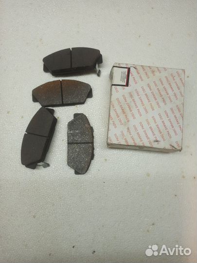 Колодки тормозные передние Honda Accord CB1-CB4