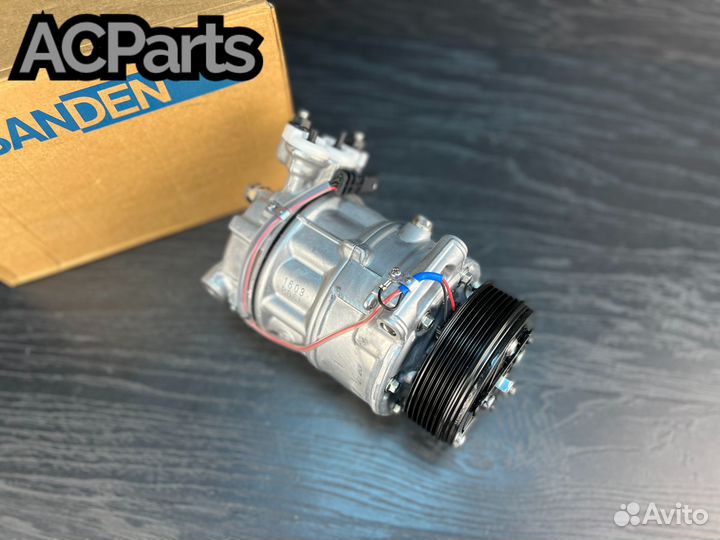 Компрессор кондиционера Jaguar XE 3.0. 340 л.с