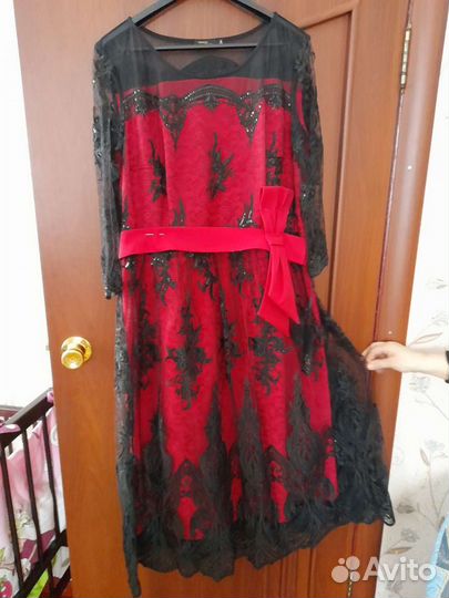 Вечернее платье