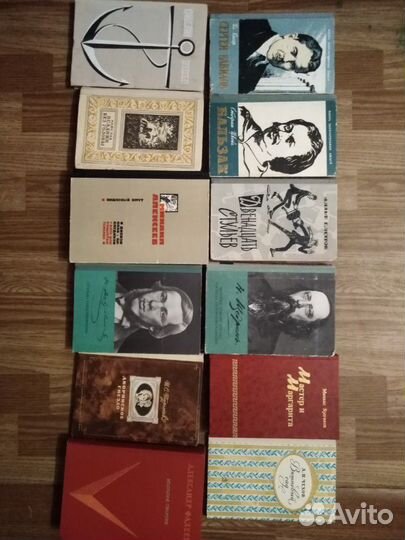 Книги с рецептами и обычные