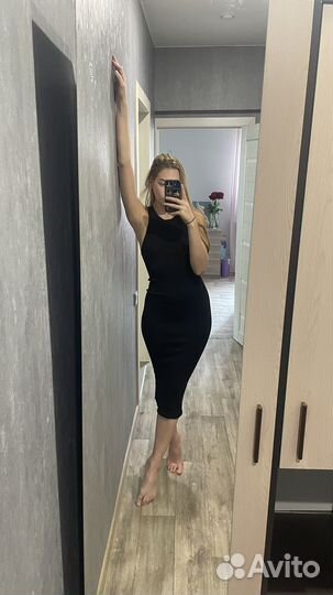 Платье черное