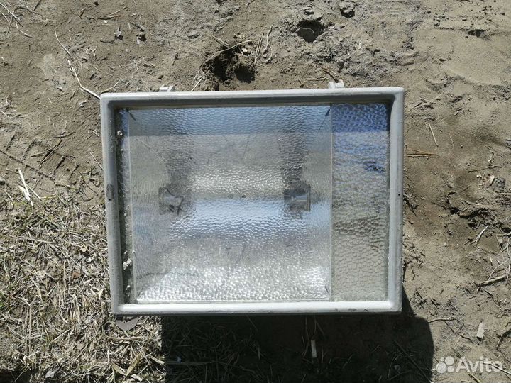 Прожектор уличный