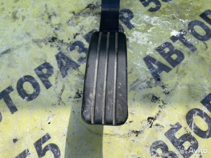 Педаль газа Nissan Almera G15