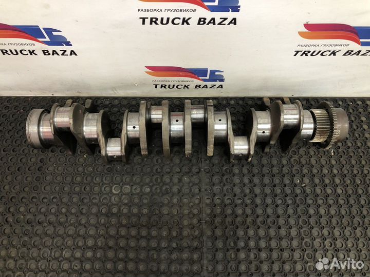 3681910 Коленвал Volvo VNL