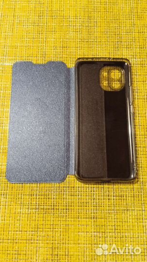 Чехол-книжка на телефон