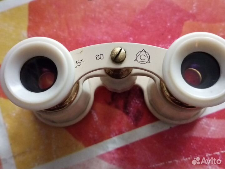 Театральный бинокль