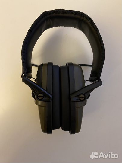 Активные наушники howard impact sport
