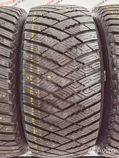 Goodyear UltraGrip Ice SUV 255/55 R18 105M