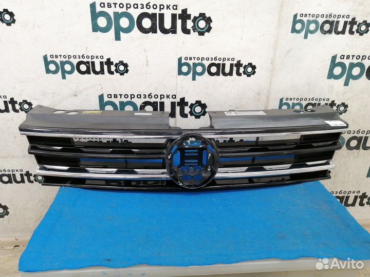 Решетка радиатора 5NA853653 Volkswagen Tiguan II
