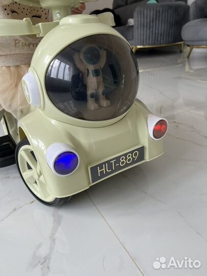 Детский электромобиль новый