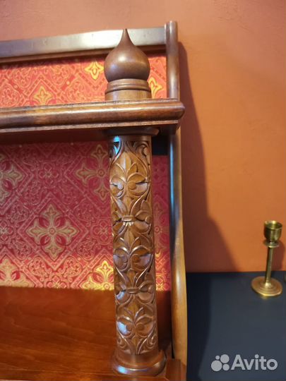 Полка для икон