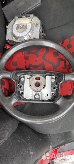 Руль volkswagen Golf 4