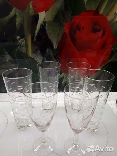 Рюмки, фужеры, стопки