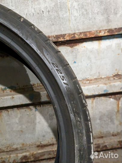 Pirelli P Zero 225/35 R20