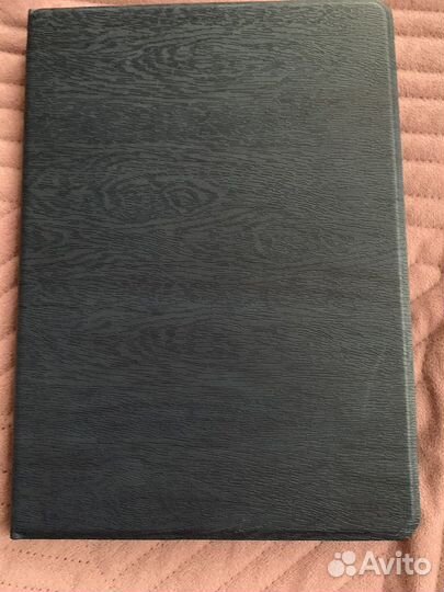 Чехол на iPad 5 поколения