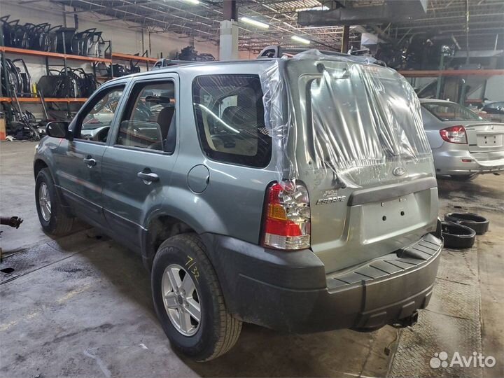 Разбор на запчасти Ford Escape 2001-2006