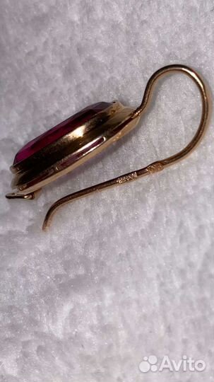 Золотые серьги