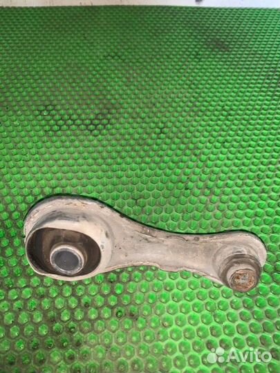 Кронштейн кпп Renault Logan 2 седан K7M