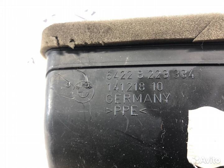 Вентиляционная решетка передняя правая Bmw 7 E66