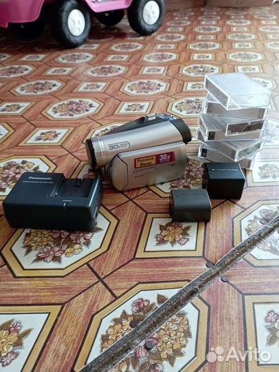 Видеокамера б/у