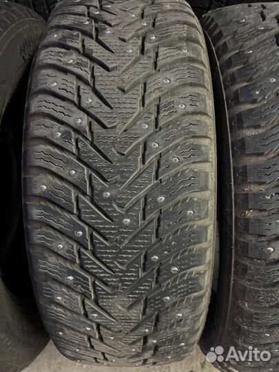 Nokian Tyres Hakkapeliitta 8 SUV 235/60 R18