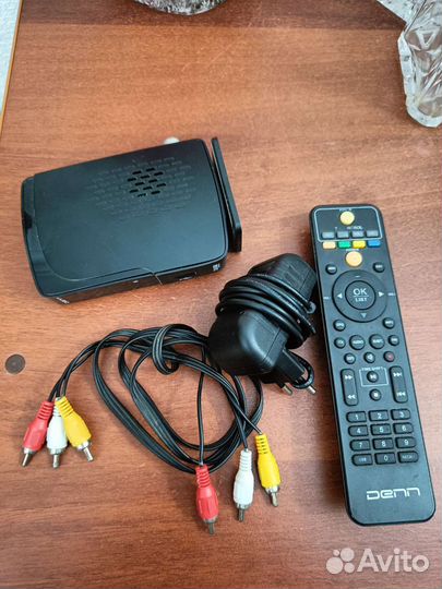 TV-тюнер denn DDT103
