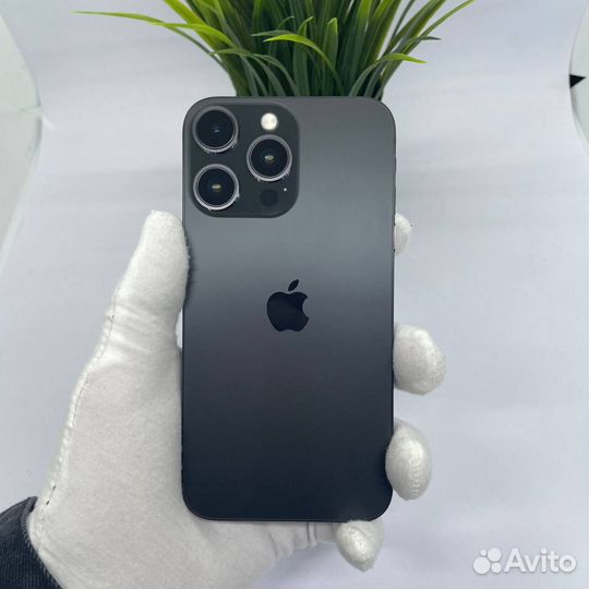 iPhone xr в корпусе 15 pro, черный 128гб