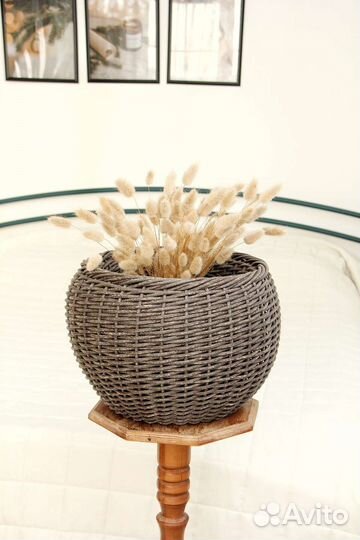 Кашпо из ротанга
