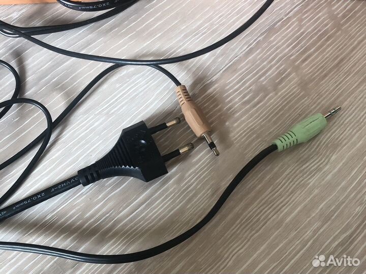 Колонки Dialog деревянные