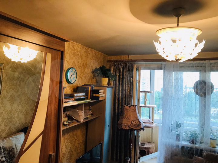 Комната 12 м² в 6-к., 11/15 эт.