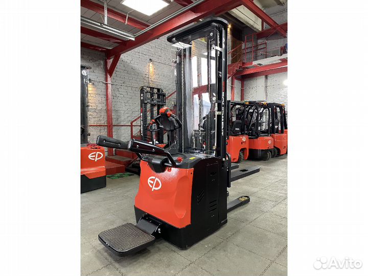 Штабелёр самоходный помогу с выбором