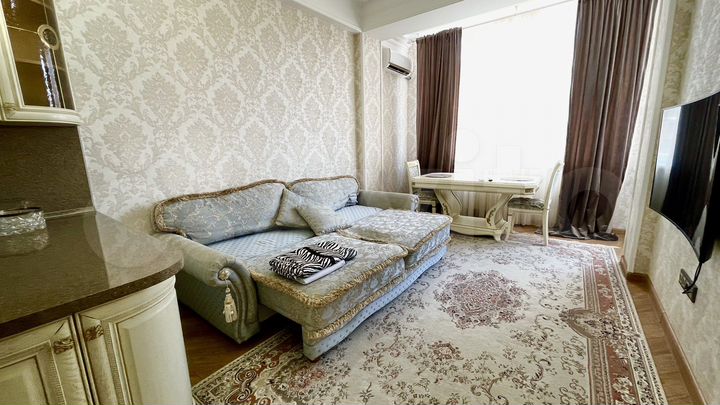 1-к. квартира, 65 м², 9/13 эт.