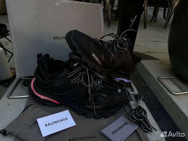 Кроссовки Balenciaga track LED