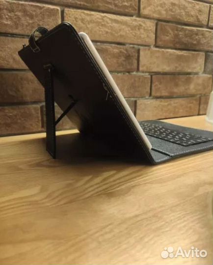 Клавиатура для планшета 10.1 дюйма