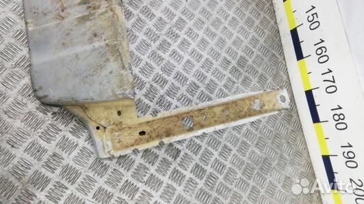 Юбка нижняя volvo XC90 1 (92U07G401)