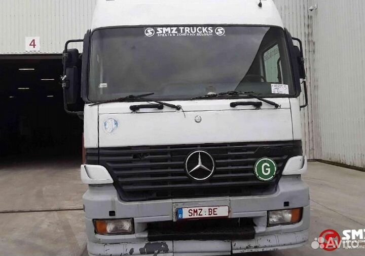 Pазбираем грузовик Mercedes-Benz Actros MPI 1996-2