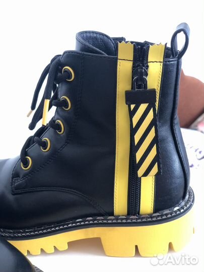 Ботинки для девочки 33
