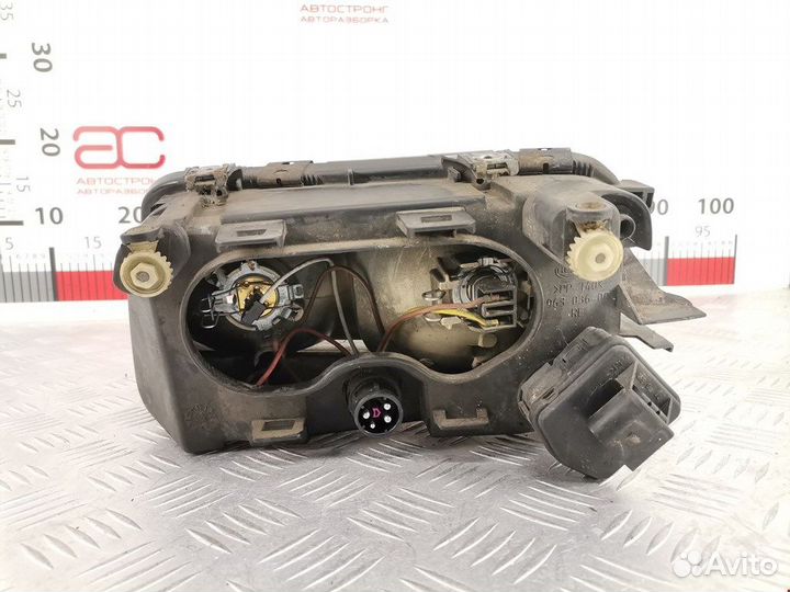Фара передняя для Audi A3 8L 8L0941030